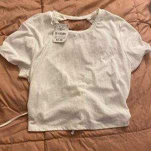 Very cute white backout crop top, size XL